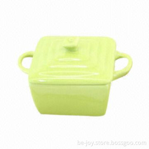 High-quality ceramic soup pot with handle and lid, various color and artworks are available